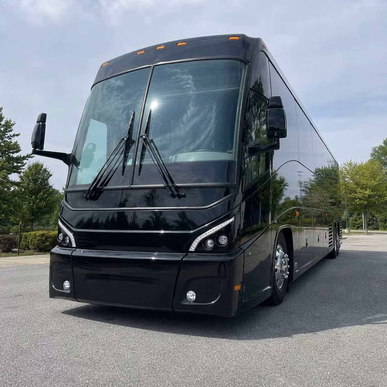 airport shuttle bus rentals for medical groups research teams and healthcare travelers in tuscaloosa