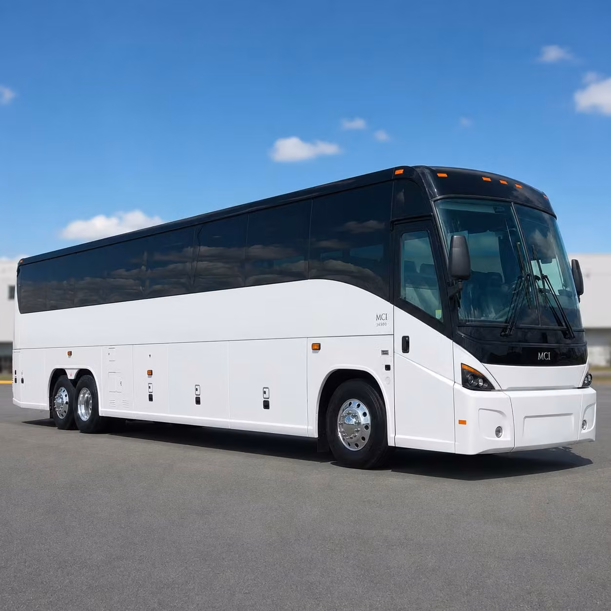 charter buses and minibuses for university of alabama campus field trips in tuscaloosa