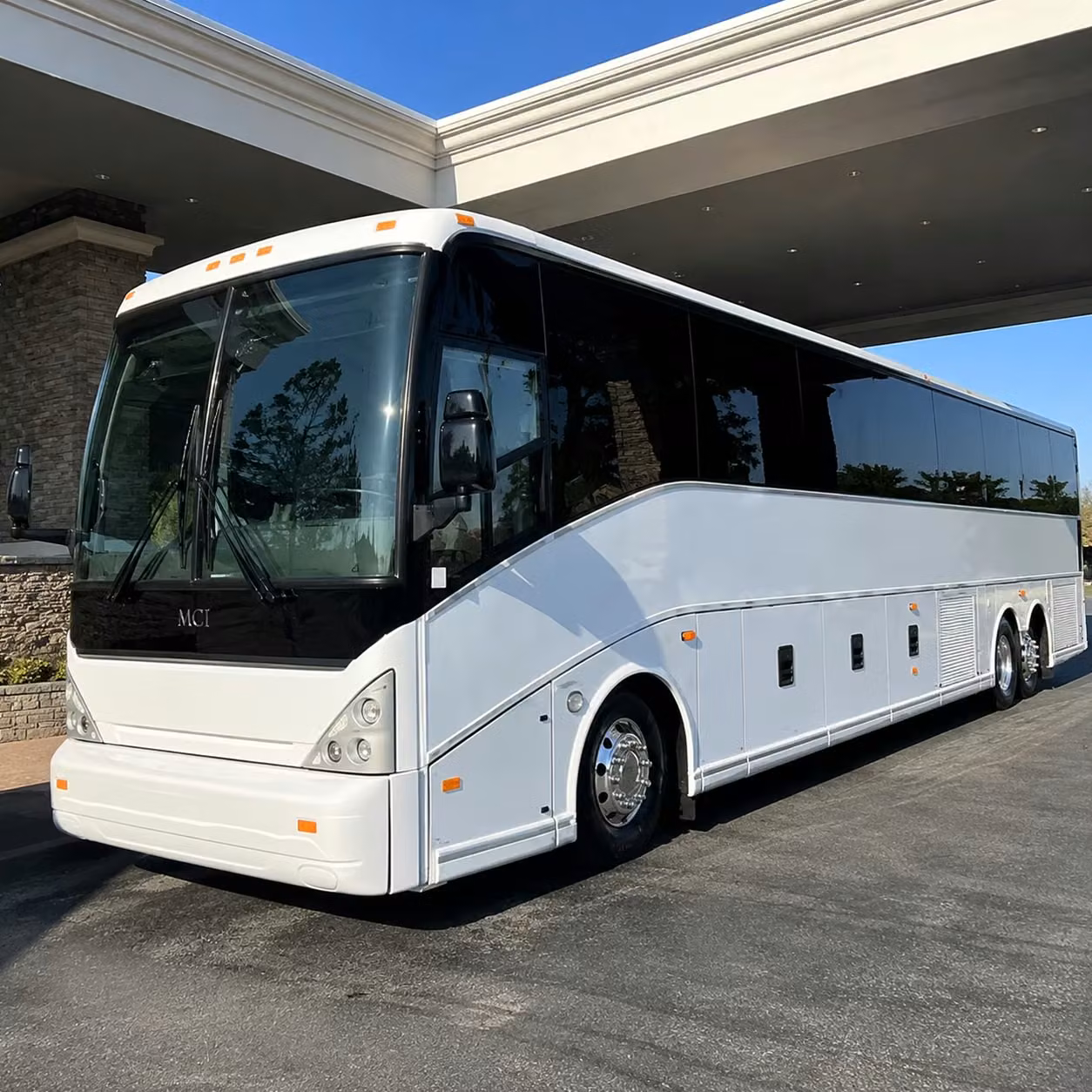 coordinate tuscaloosa rehearsal dinner transportation so the whole group arrives together