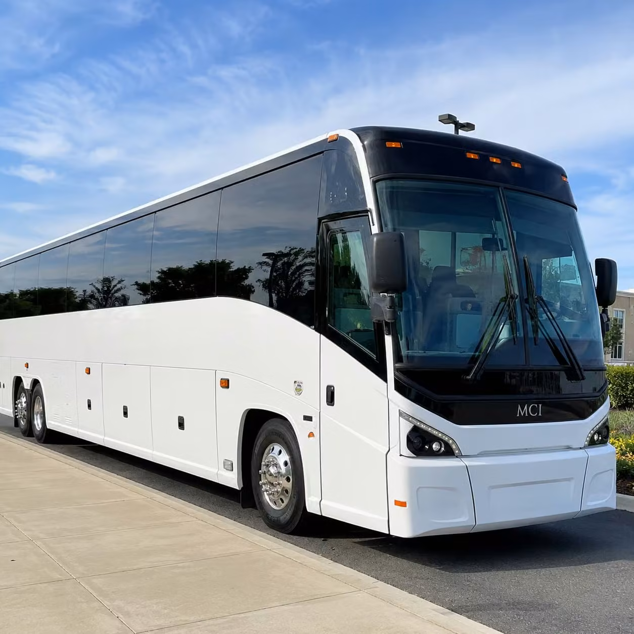 you can find and book government military transportation in tuscaloosa and any nearby city