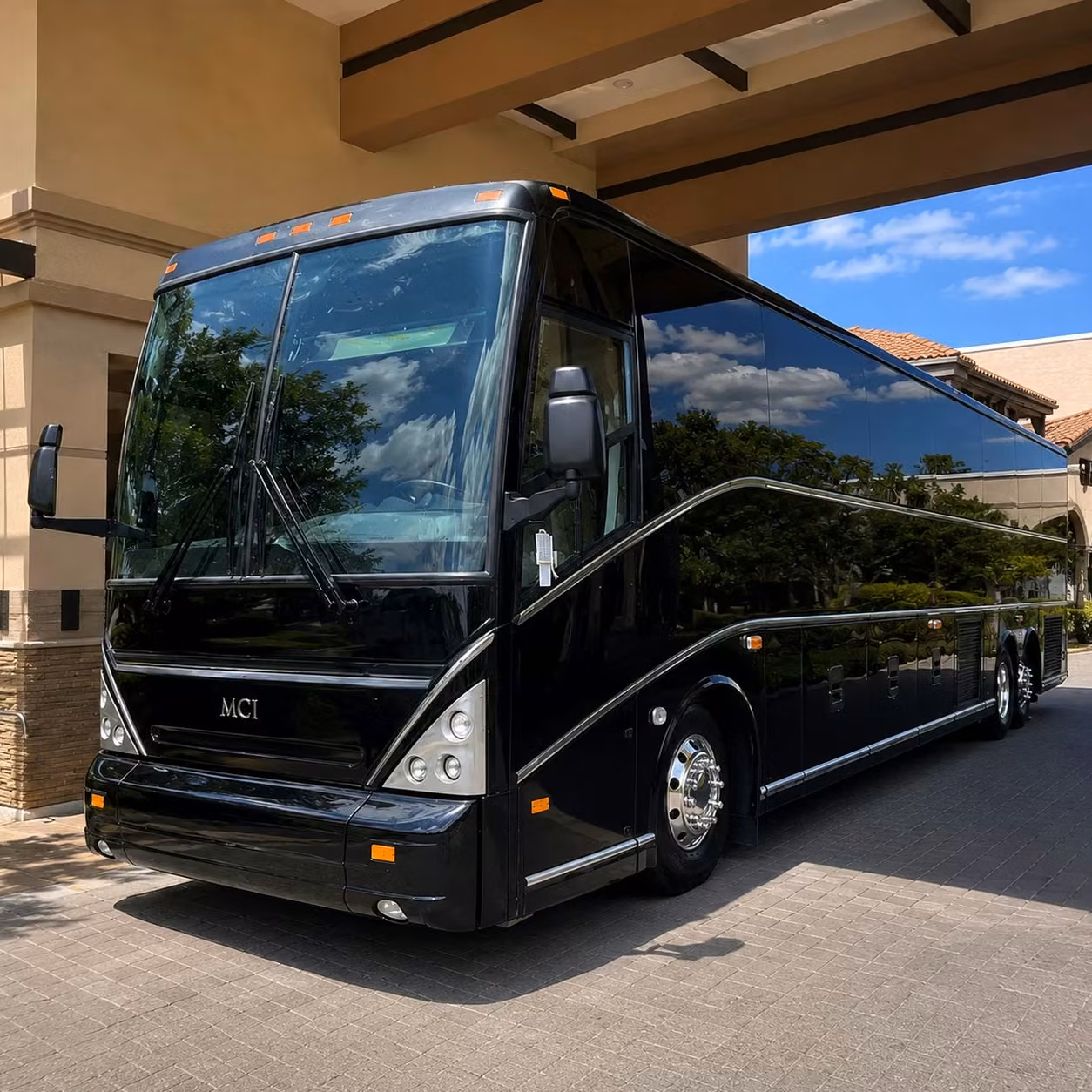 youth group and mission trip transportation out of tuscaloosa